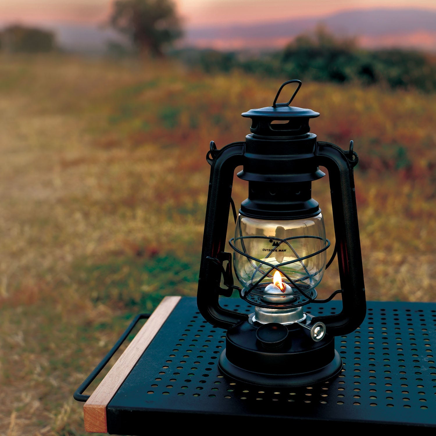 oil Lantern |アウトドアマン OUTDOOR MAN